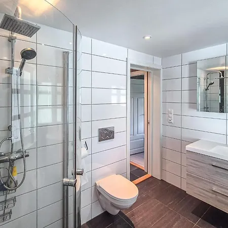 Awesome In With Jacuzzi *
