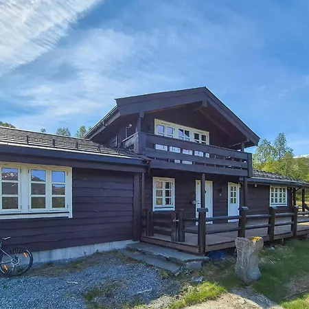 4 Bedroom Cozy In *
